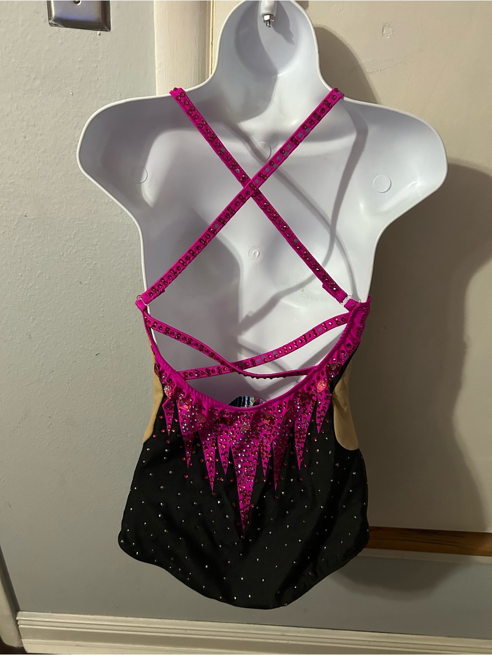 Glamour Dance Leotard Rhinestone Embellished Pink & Black AM - Picture 2 of 3